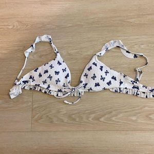 This is a Bikini top!! Never worn!